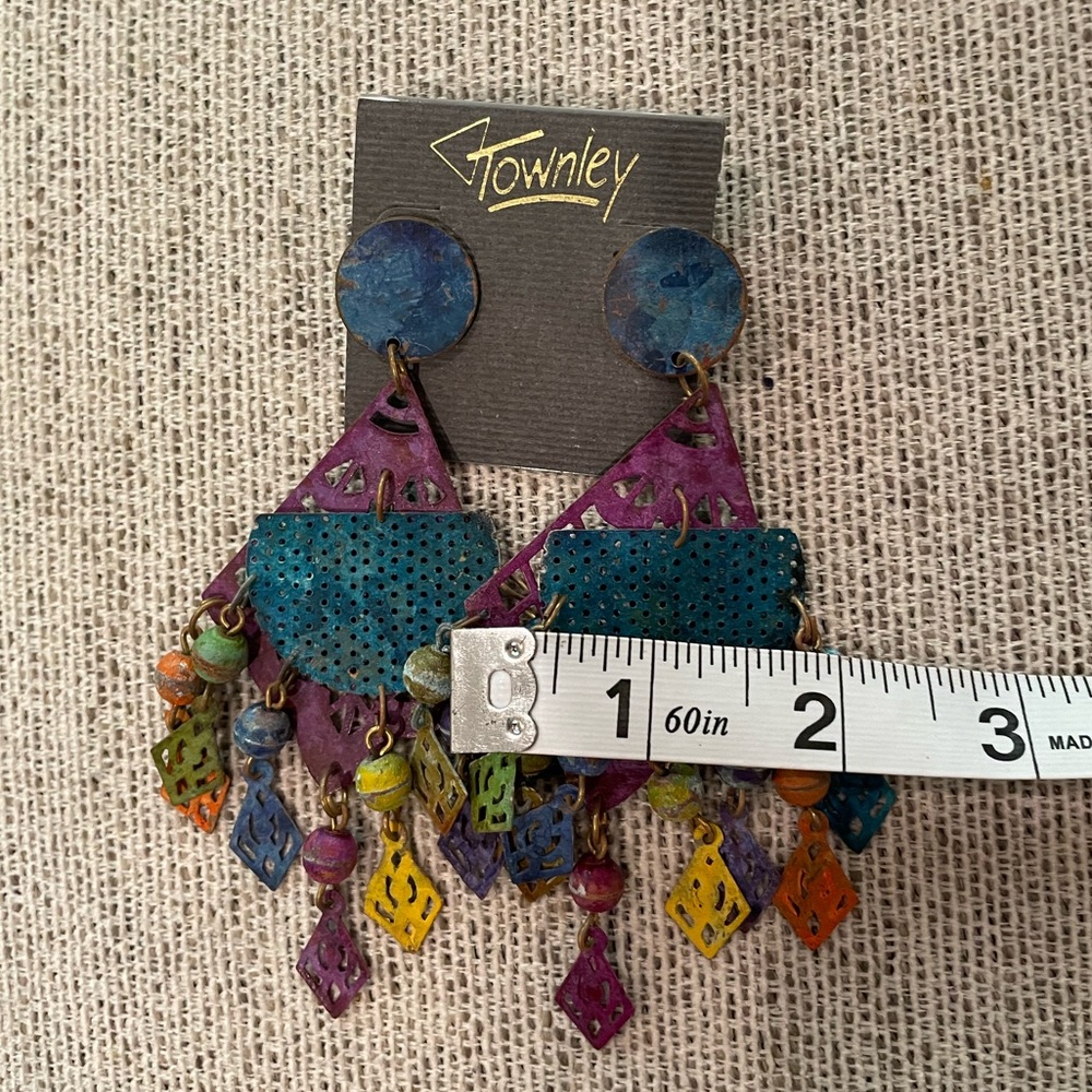 ‼️SOLD‼️Pierced Metal Colorful Dangle Earrings - Picture 5 of 7